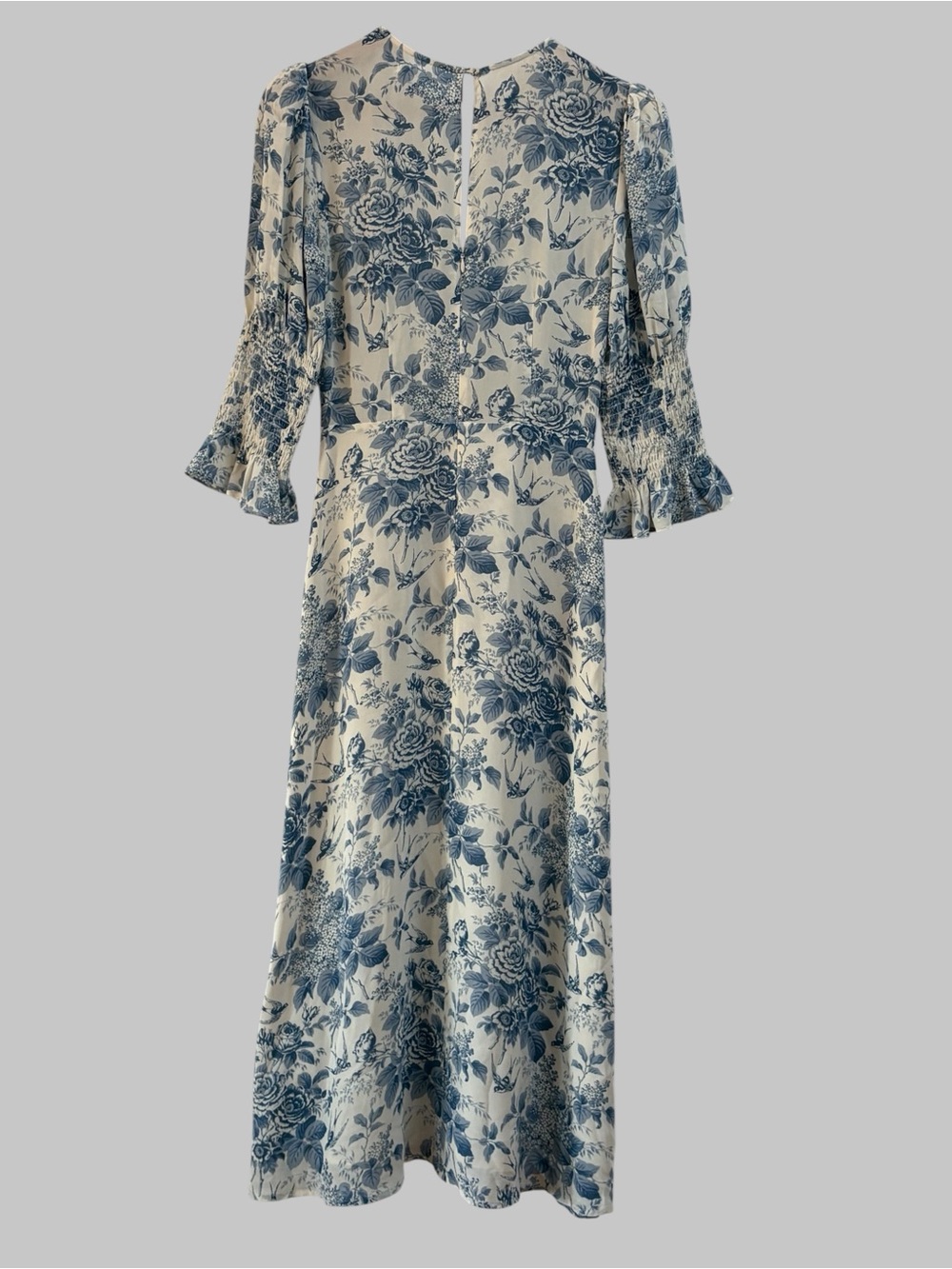 Reformation Carolena Midi Dress in blue floral print - Picture 7 of 13
